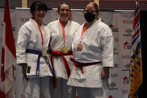 Sensei Suzi with other medalists in her division